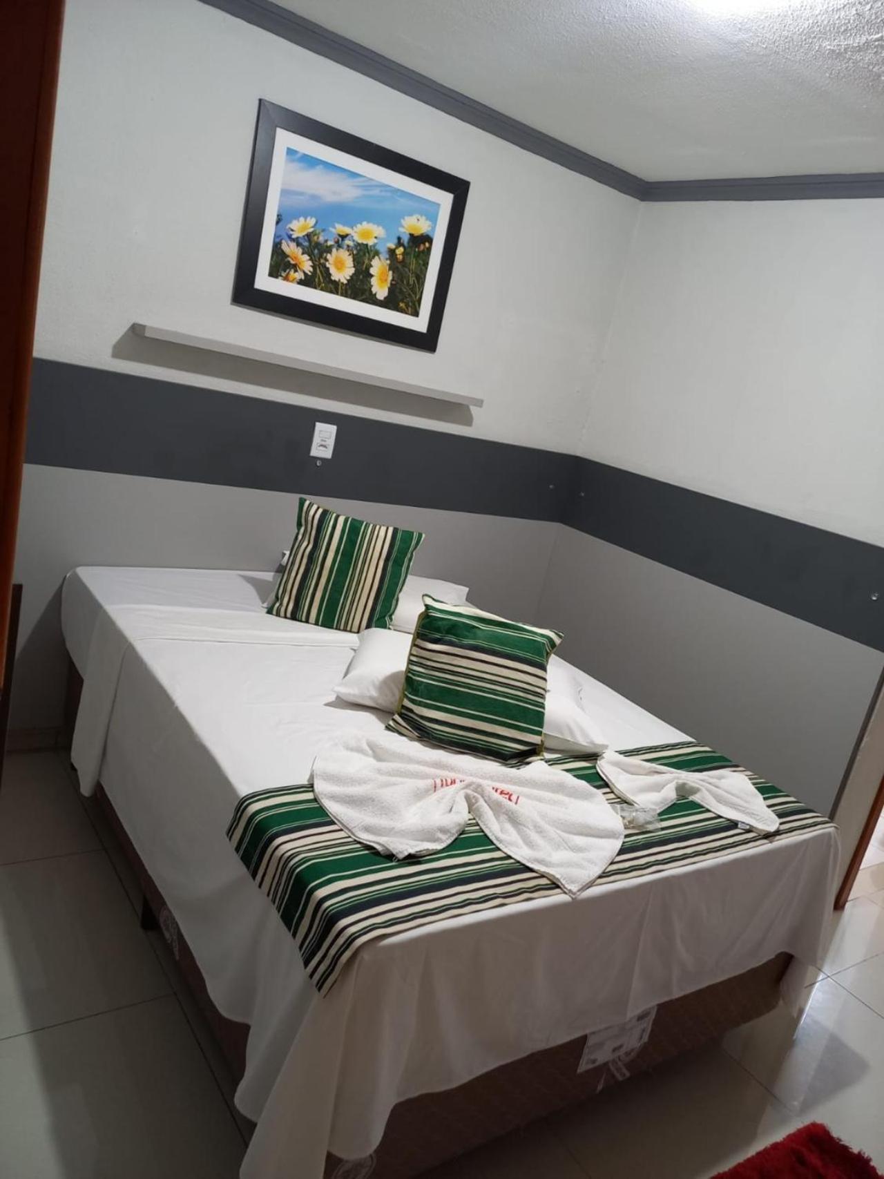 Turis Hotel Dourados Ngoại thất bức ảnh